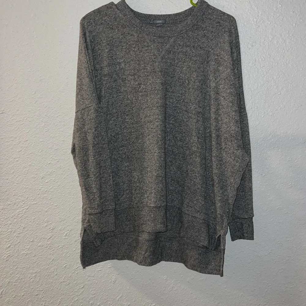 EUC WOMENS AERIE OVERSIZED PULLOVER SIZE XS FITS MORE LIKE MEDIUM - Picture 1 of 5